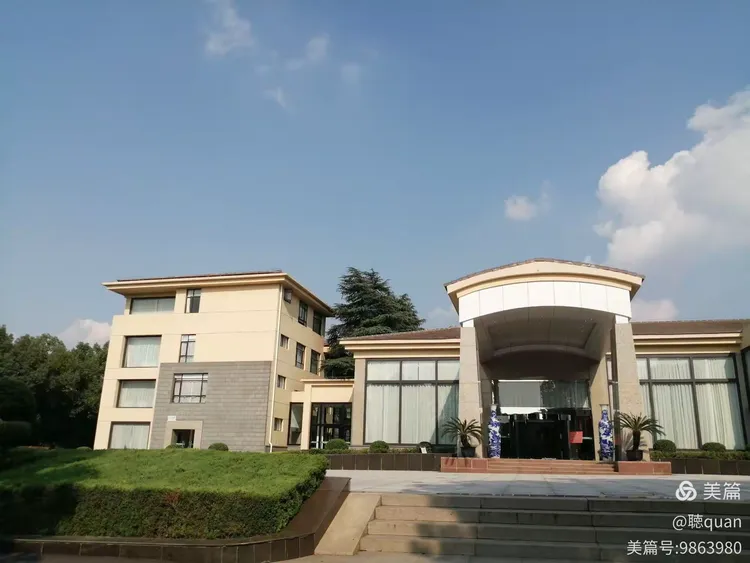 淮南煤矿宾馆的秋韵